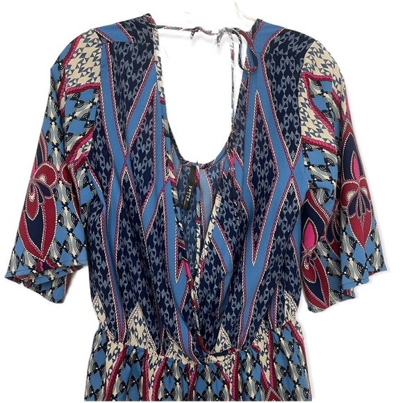 Yetts Los Angeles Womans M Blue Ikat Boho Rustic Western Open Back‎ Short Romper - Picture 3 of 4